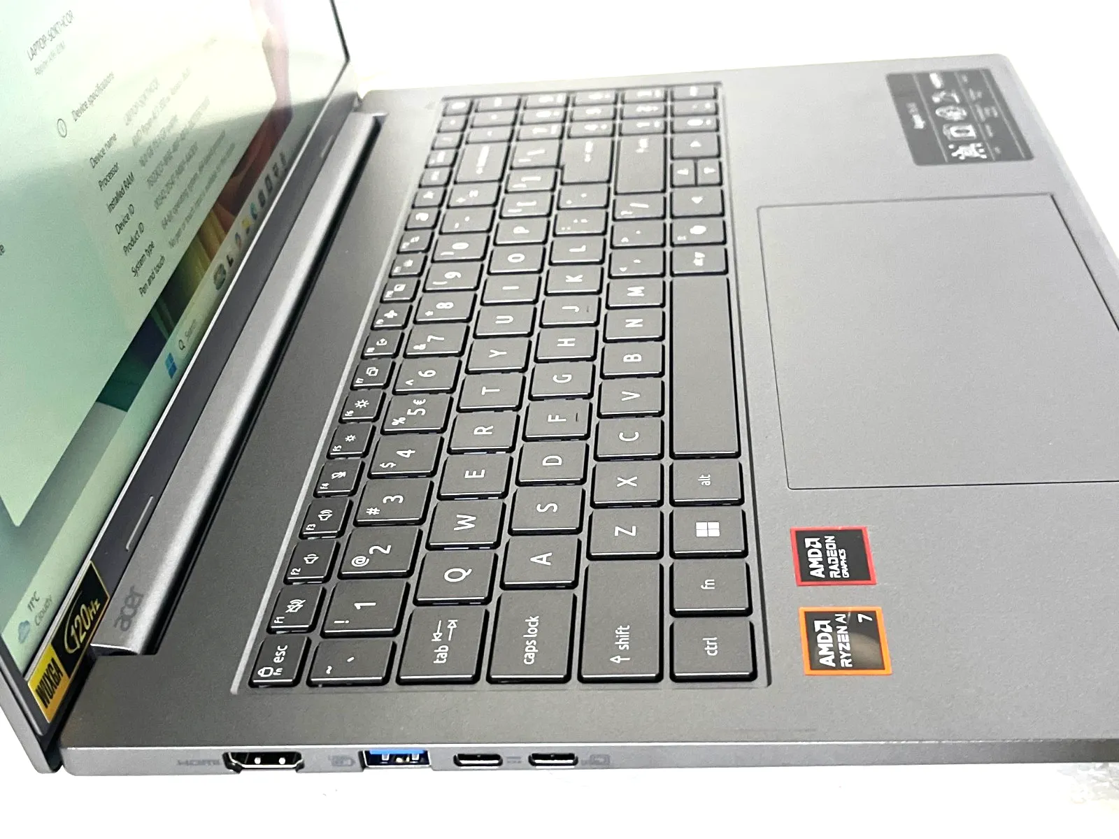 Acer Aspire 16 A16-61M AMD Ryzen AI 5 340 CPU 16Gb RAM 1TB SSD 16" WUXGA
