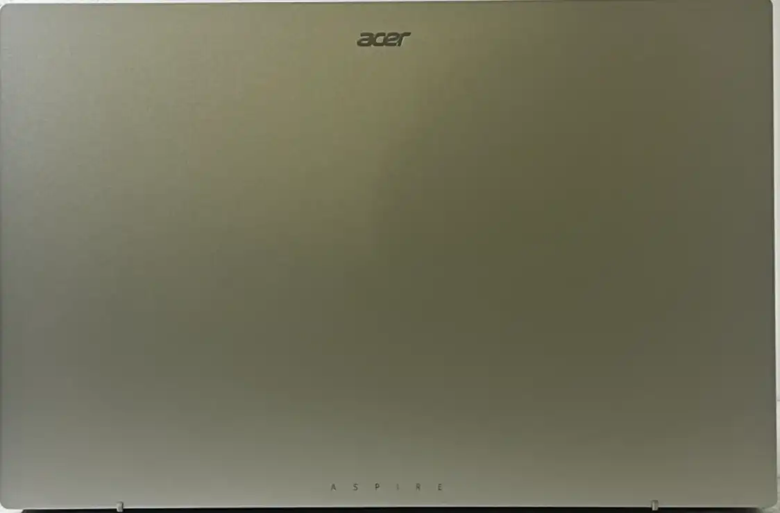 Acer Aspire 3 A315-24P AMD Athlon Gold 7220U 8Gb RAM 512GB SSD 15.6" FHD Win11