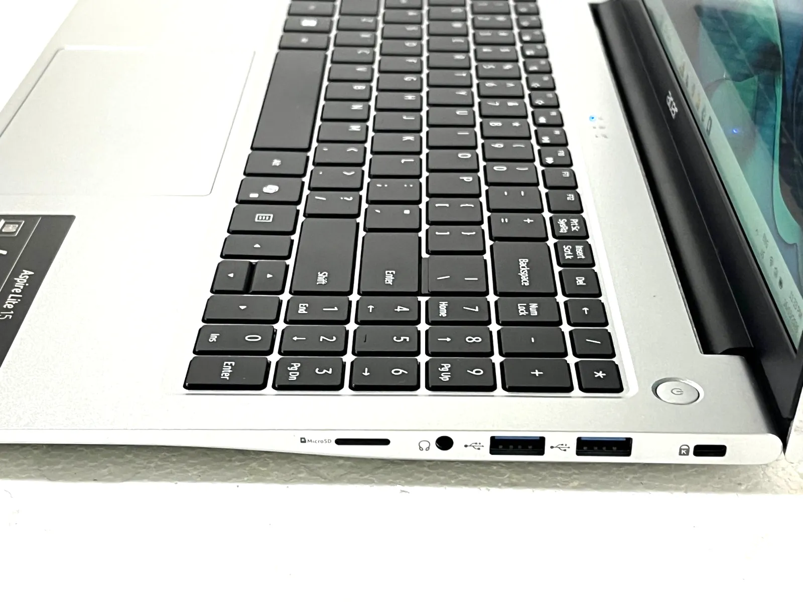Acer Aspire Lite 15 AL15-41P AMD Ryzen 7 5700U 8Gb RAM 512GB SSD 15.6" FHD