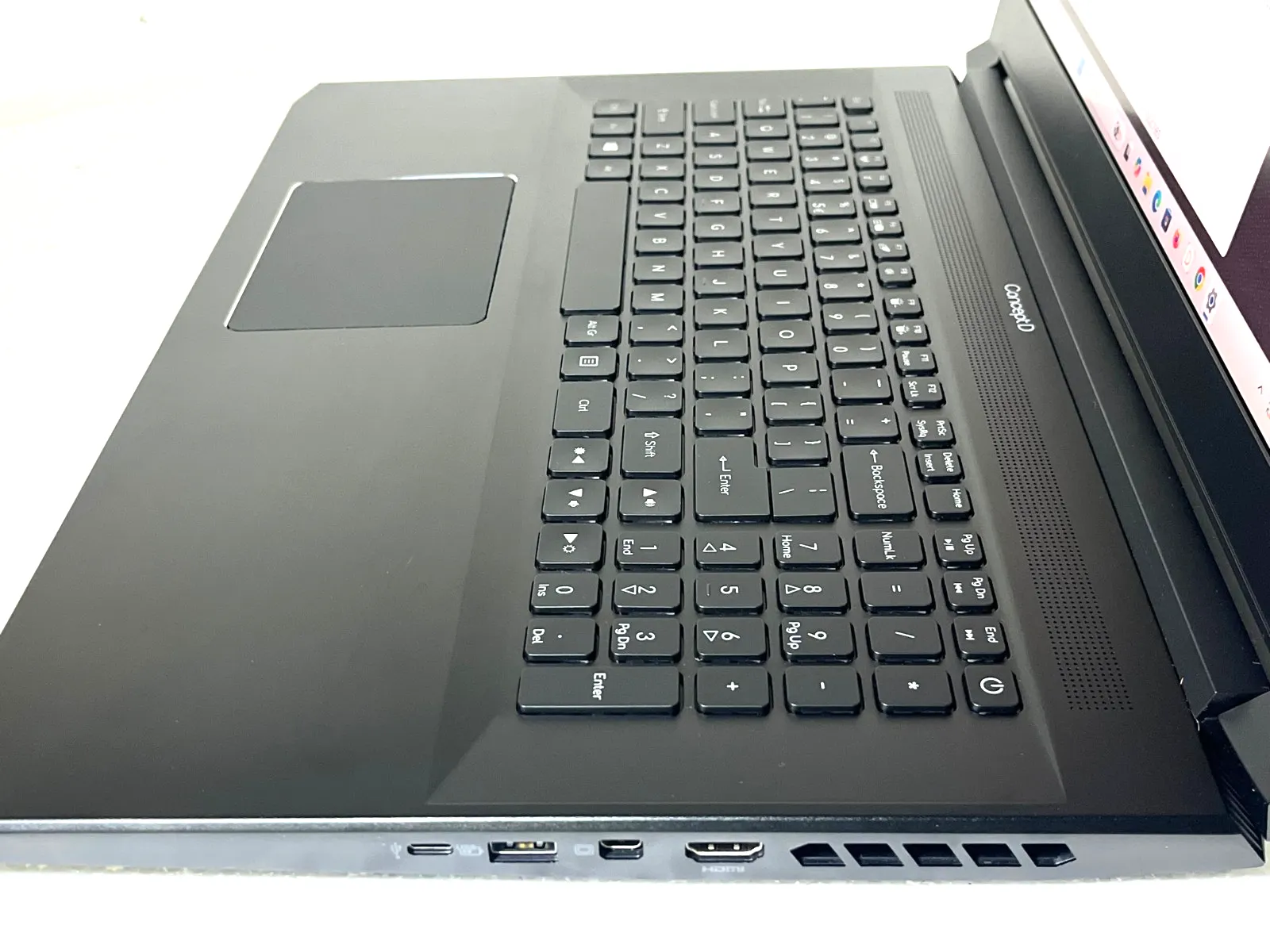 Acer ConceptD CN517-71P Intel Core i7-9750H 32Gb RAM 1TB SSD 6Gb RTX3000 17.3"4K