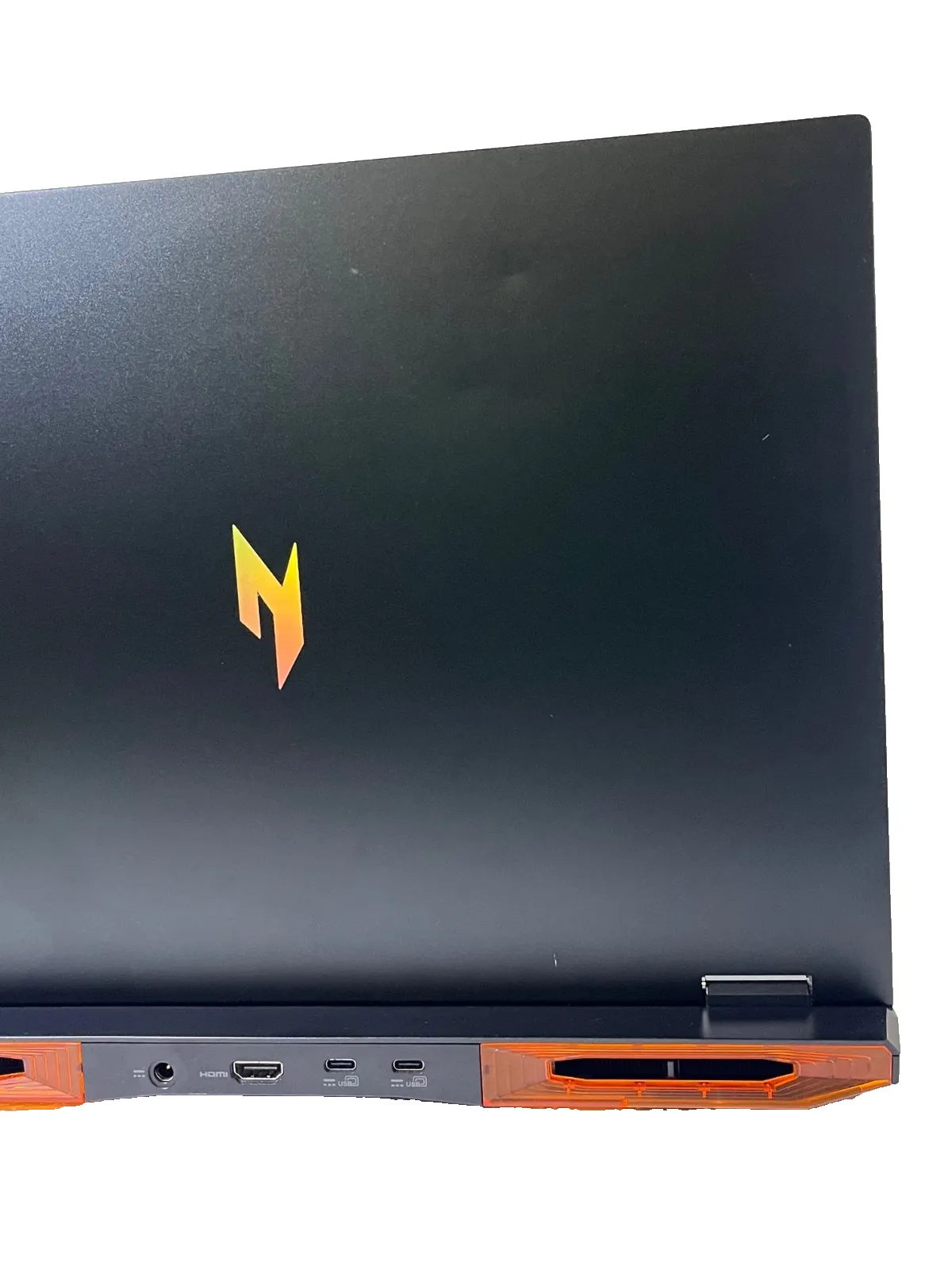 Acer Nitro 16  AN16-43 AMD Ryzen 9 8945HS 32Gb RAM 1TB SSD 8Gb RTX4060 16" 165Hz