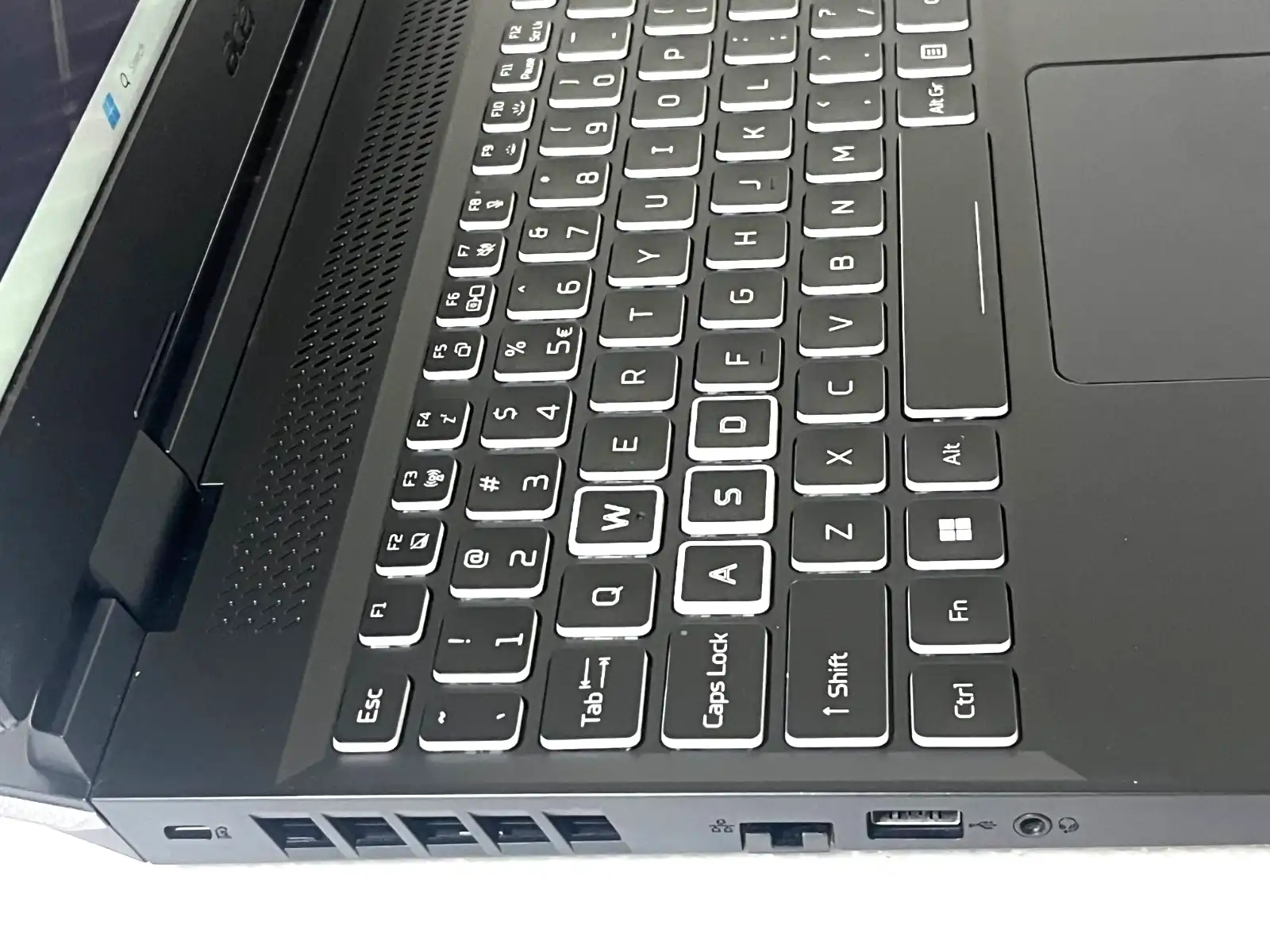 Acer Nitro 5  AN515-58 Intel i5-12500h 16Gb RAM 512GB SSD 4Gb RTX3050 15.6" FHD