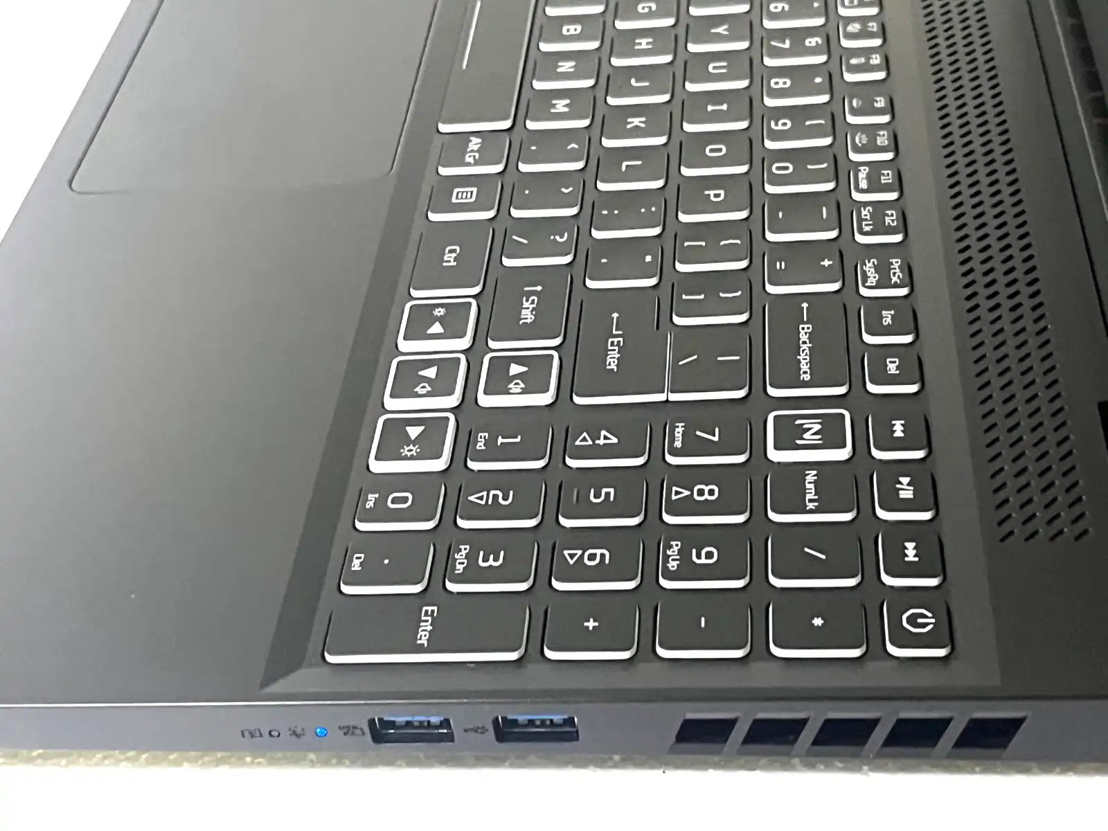 Acer Nitro 5  AN515-58 Intel i5-12500h 16Gb RAM 512GB SSD 4Gb RTX3050 15.6" FHD