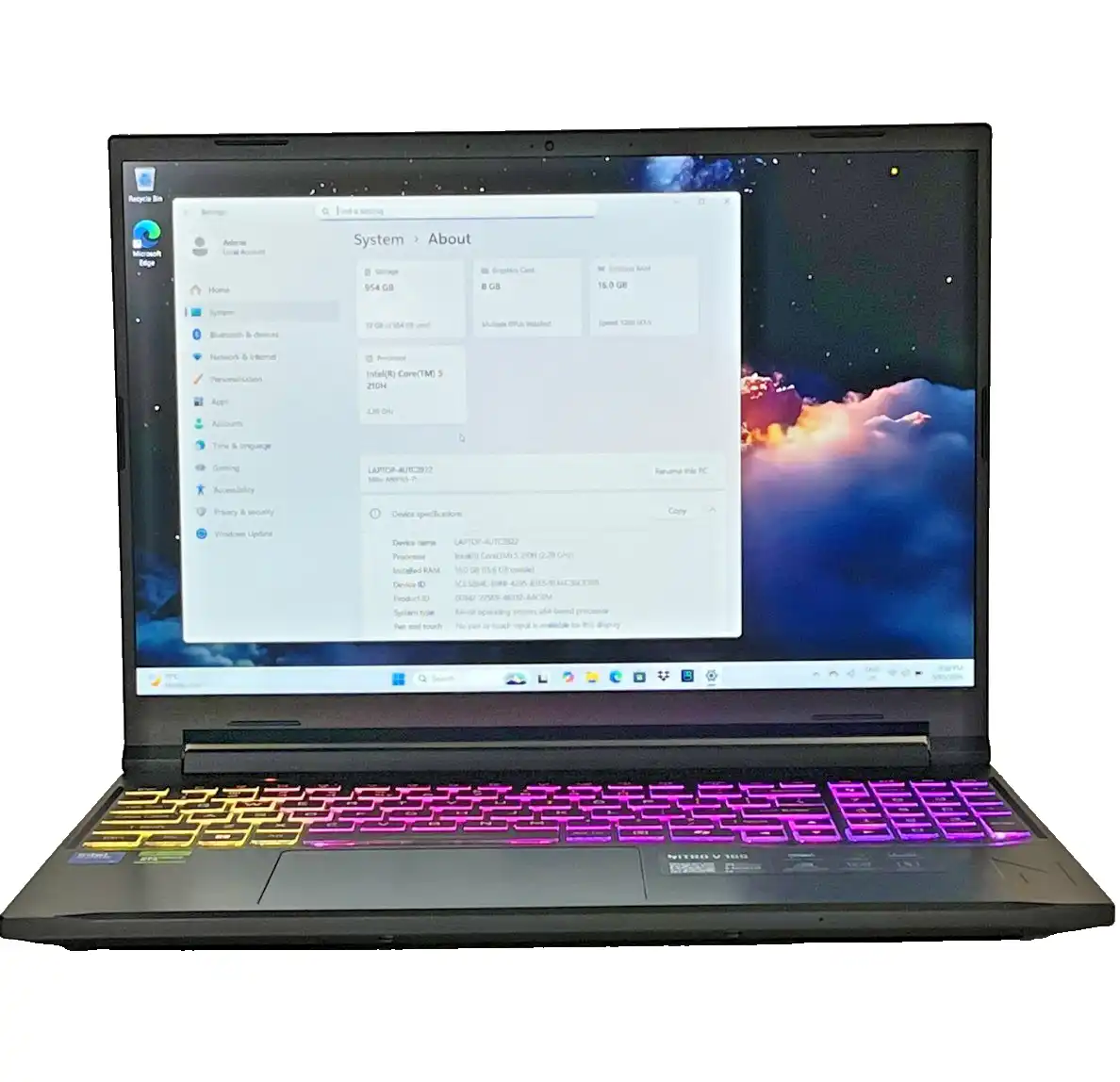 Acer Nitro V 16S  ANV16S-71 Intel i5 210h 16Gb RAM 1TB SSD 8Gb RTX5060 16" 180Hz