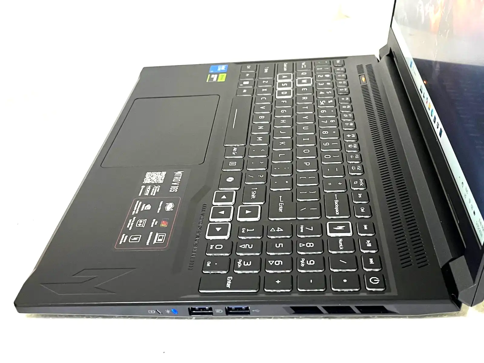 Acer Nitro V 16S  ANV16S-71 Intel i5 210h 16Gb RAM 1TB SSD 8Gb RTX5060 16" 180Hz