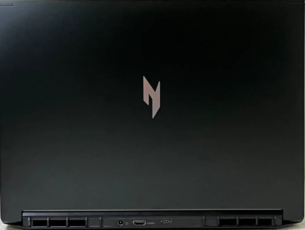 Acer Nitro V 16S  ANV16S-71 Intel i7 240h 32Gb RAM 1TB SSD 8Gb RTX5060 16" 180Hz