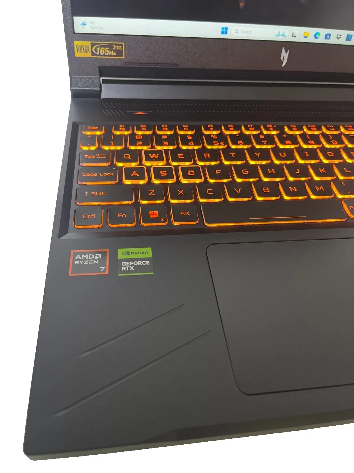 Acer Nitro V ANV16-41 AMD Ryzen 7 8845HS 16Gb RAM 1TB SSD 6Gb RTX4050 16" 165Hz