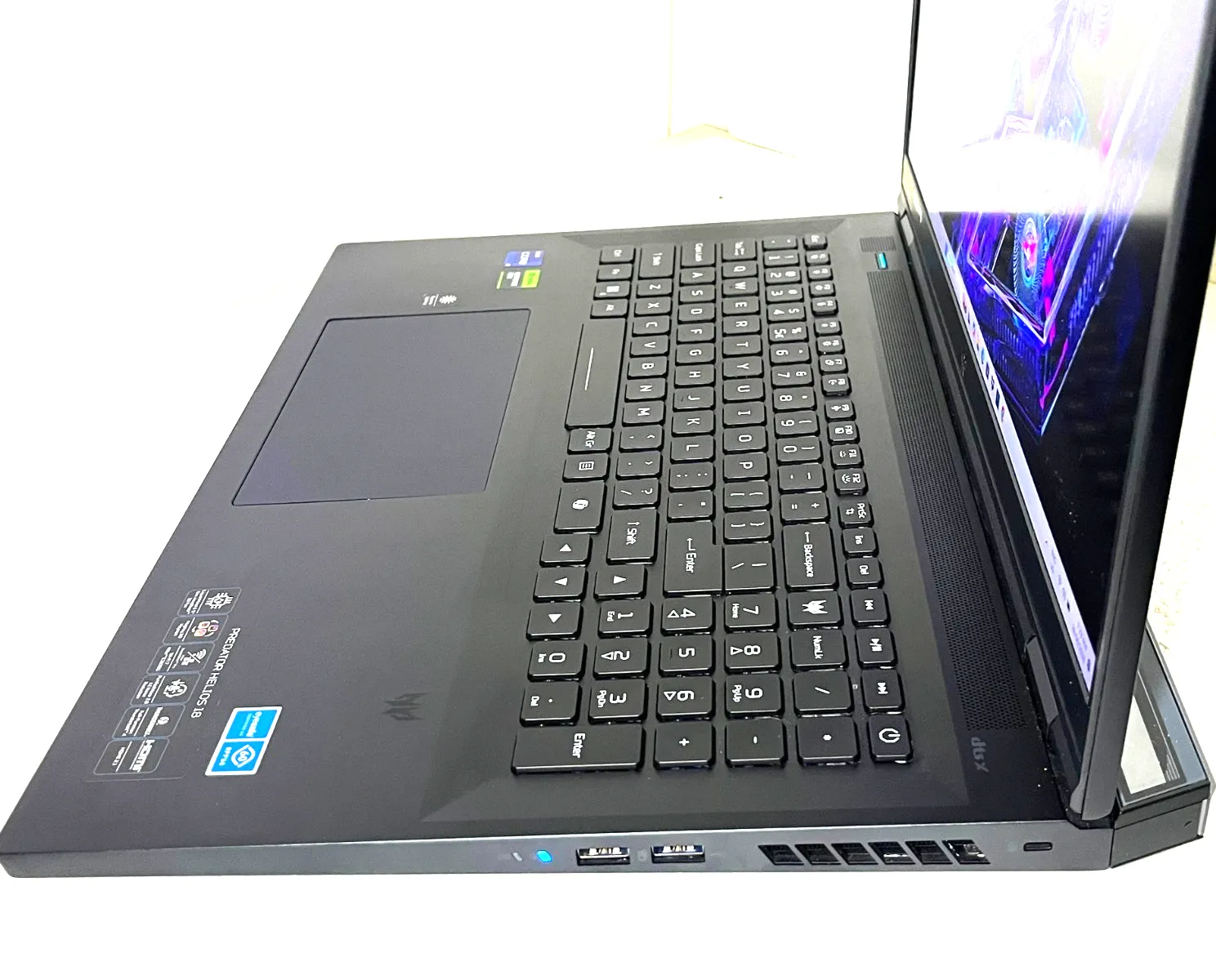 Acer Predator PH18-72 Intel i9-14900HX 32Gb RAM 1TB SSD 16Gb RTX4090 18" 250Hz