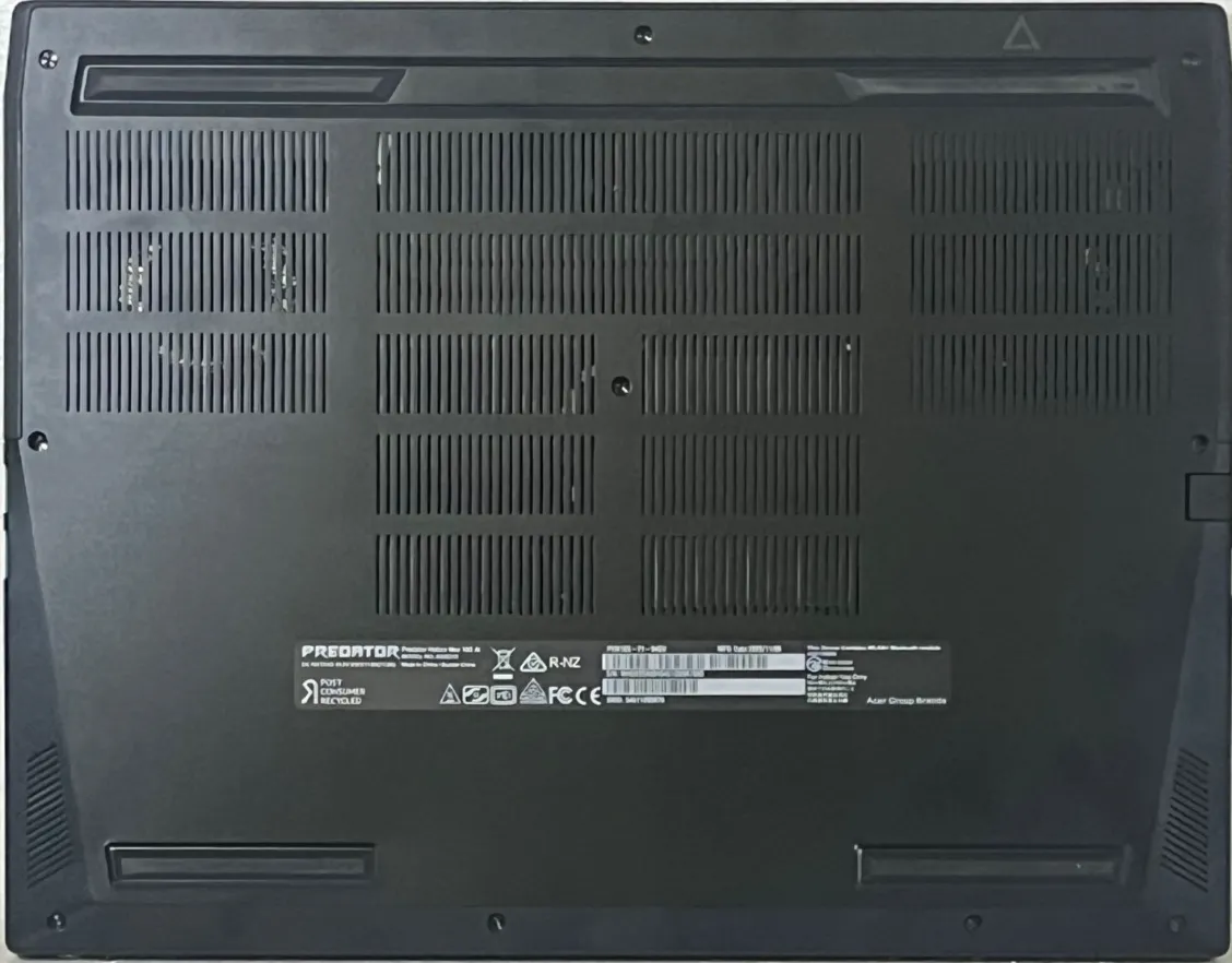 Acer Predator  PHN16S-71 Intel Ultra 9 64Gb RAM 1TB SSD 8Gb RTX5060 16" 240Hz