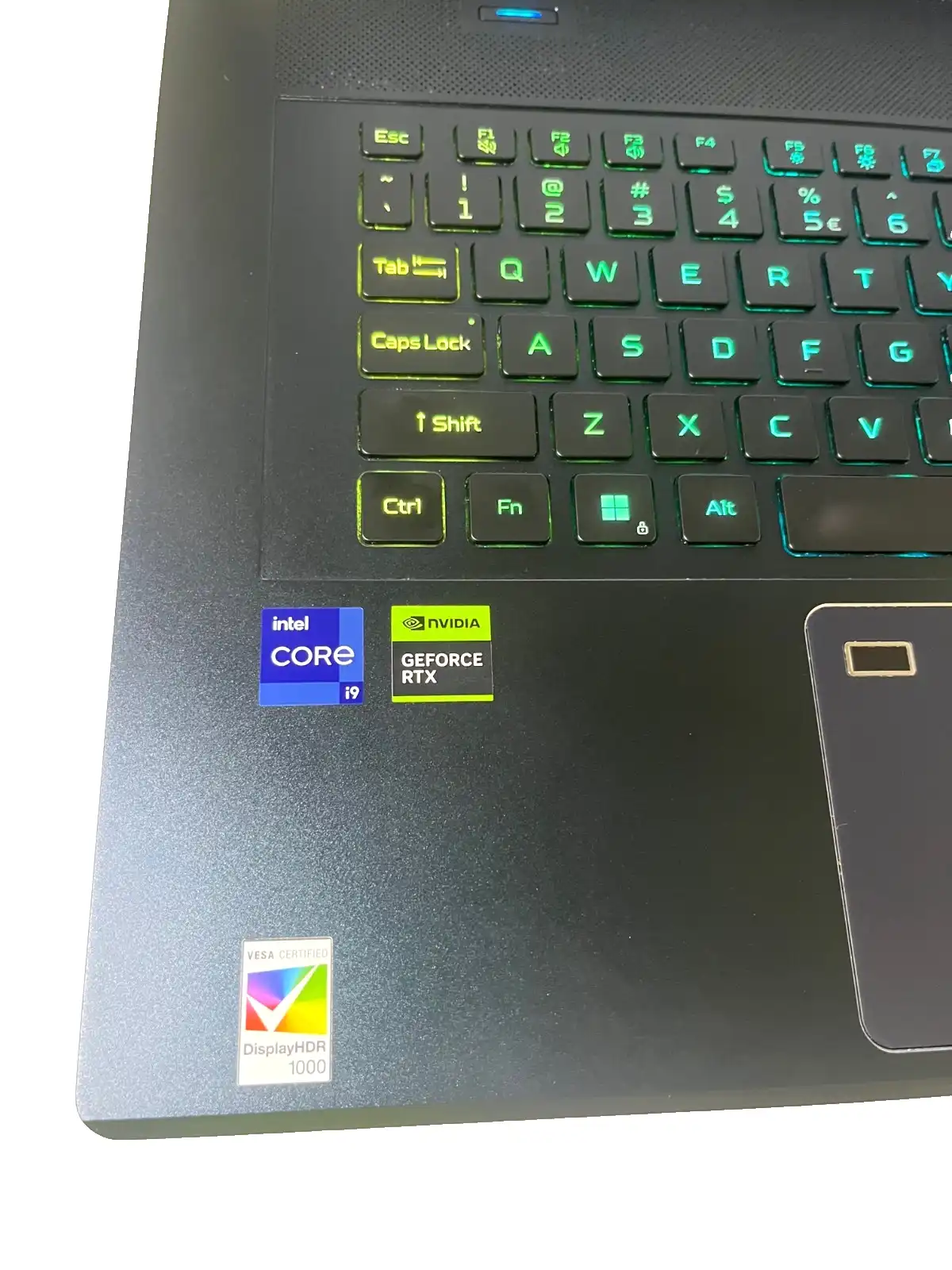 Acer Predator  PTX17-71 Intel i9-13900HX 32Gb RAM 1TB SSD 16Gb RTX4090 17" 250Hz