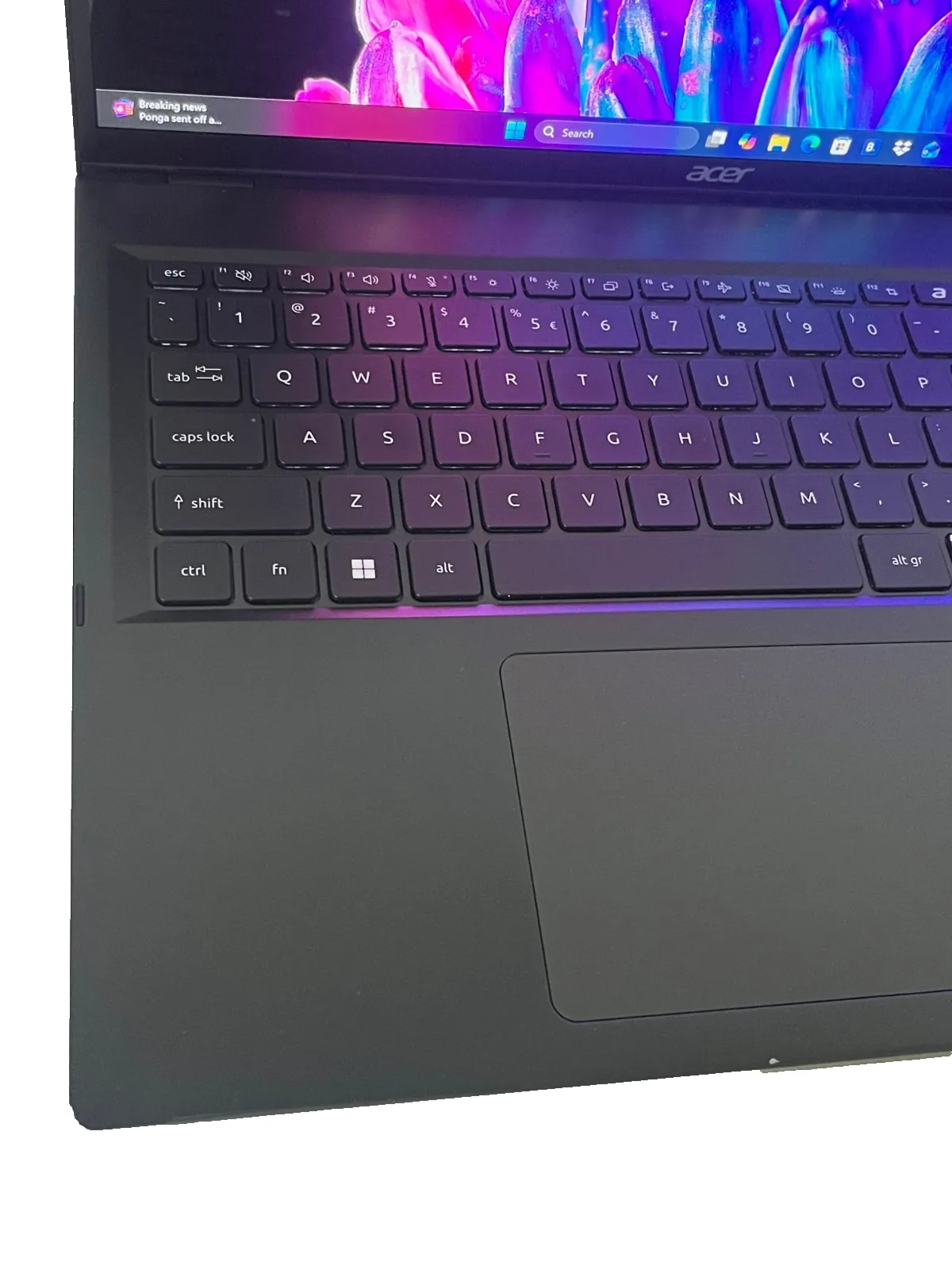 Acer Swift Edge 16 SFE16-44 AMD Ryzen 7-8840U 16Gb 1TB SSD 16" 3.2K OLED 120Hz