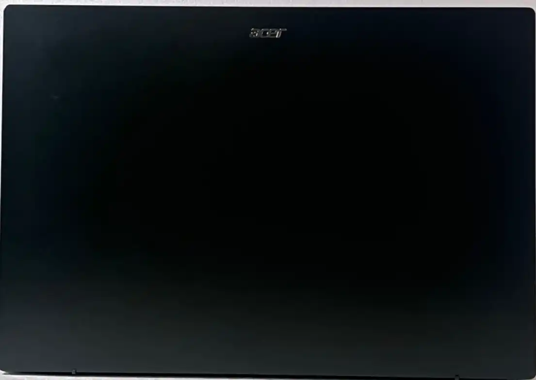 Acer Swift Edge 16 SFE16-44 AMD Ryzen 7-8840U 16Gb 1TB SSD 16" 3.2K OLED 120Hz