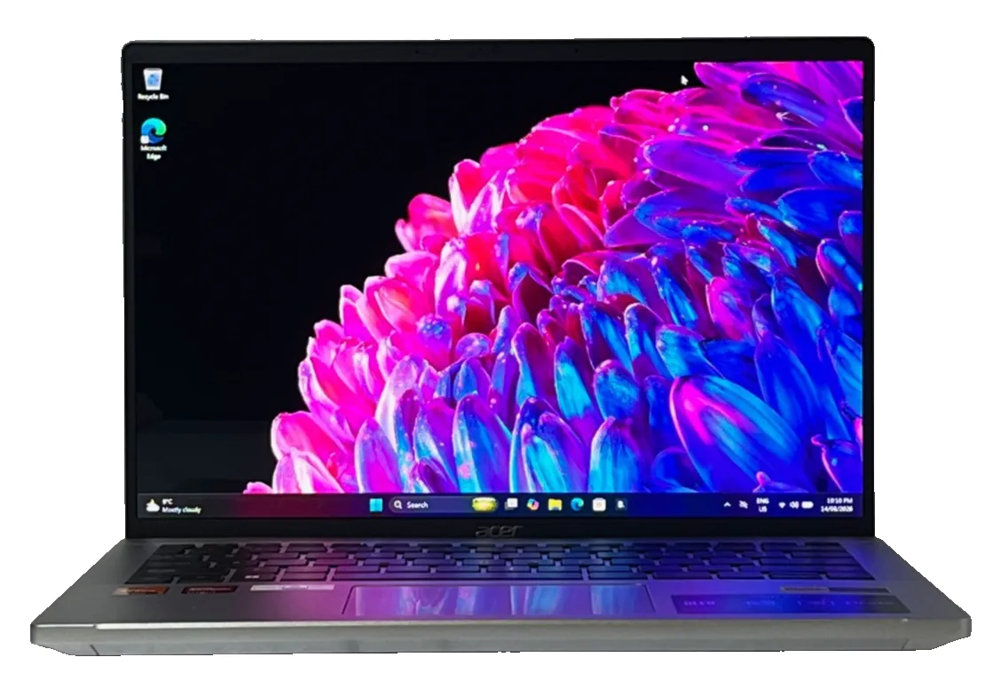 Acer Swift Go 14 AI SFG14-42 AMD Ryzen 7 7840HS 16Gb RAM 512GB SSD 14" 2.8K OLED
