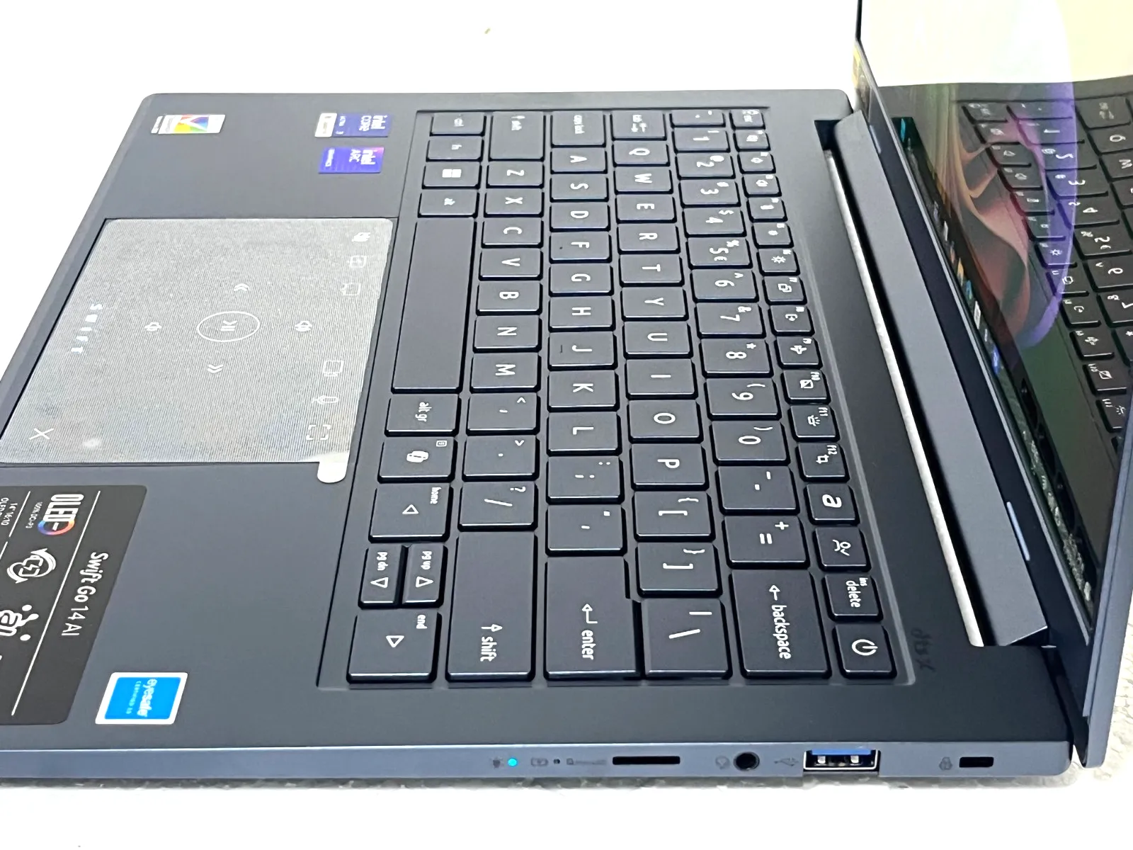 Acer Swift Go AI SFG14-75 Intel Core Ultra 5 16Gb RAM 512GB SSD 14" 2.8K OLED