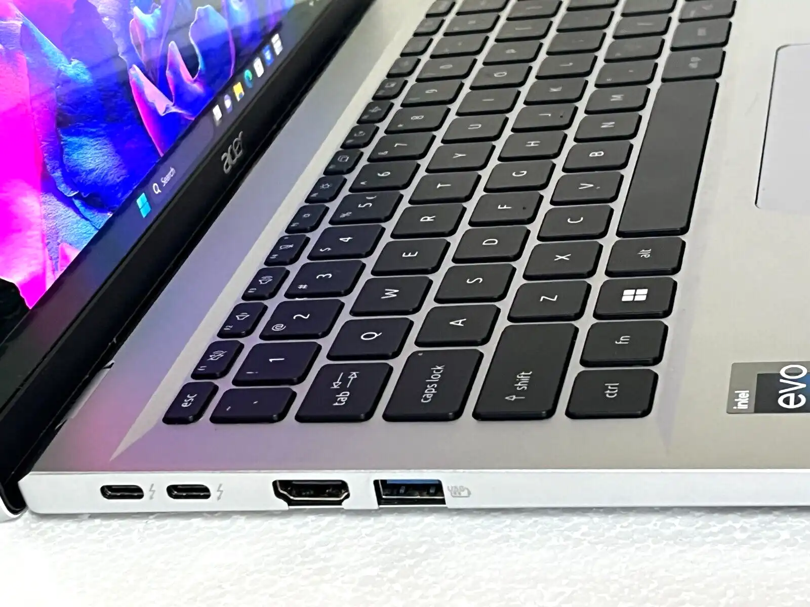 Acer Swift Go SFG14-71 Intel i5-13500h 8Gb RAM 512GB SSD 14" 2.8K OLED WQXGA+