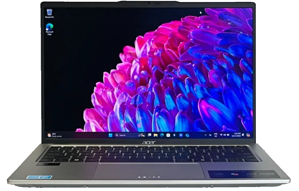 Acer Swift Go SFG14-73 Intel Core Ultra 7 16Gb RAM 512GB SSD 14" 2.8K OLED WQXGA