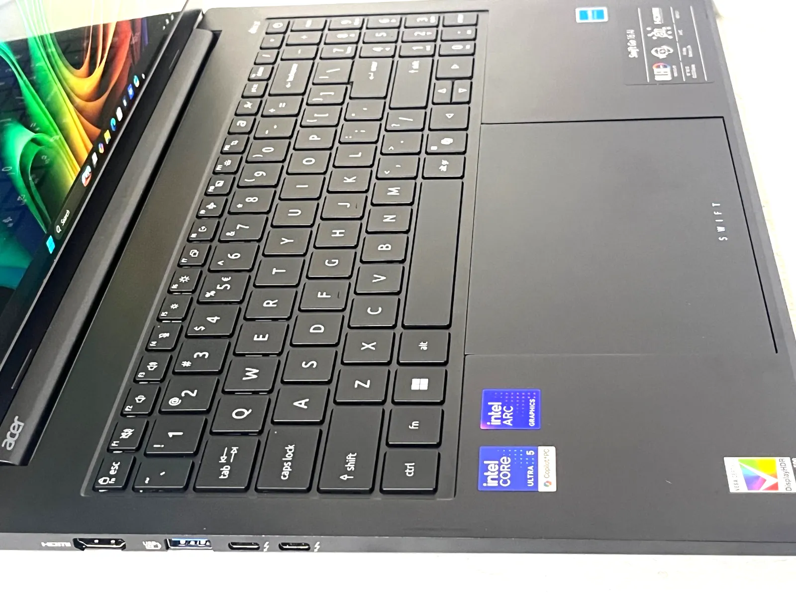 Acer Swift Go SFG16-74 Intel Core Ultra 5 225V 16Gb RAM 512GB SSD 16" OLED 120Hz