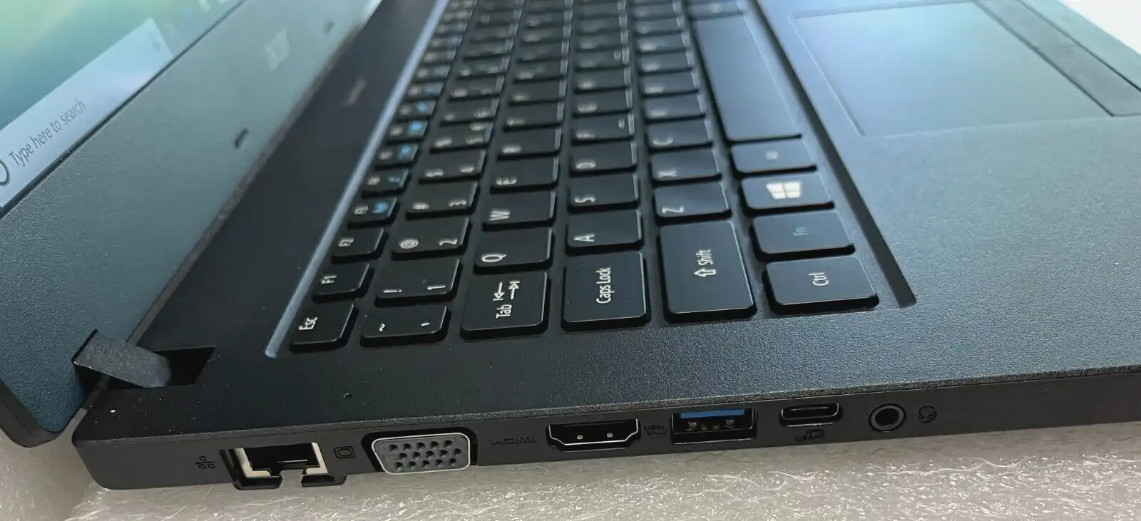 Acer Travelmate P2410 Intel i7-8550u 20Gb RAM 256GB SSD 1TB 2Gb MX130 15.6&quot; FHD