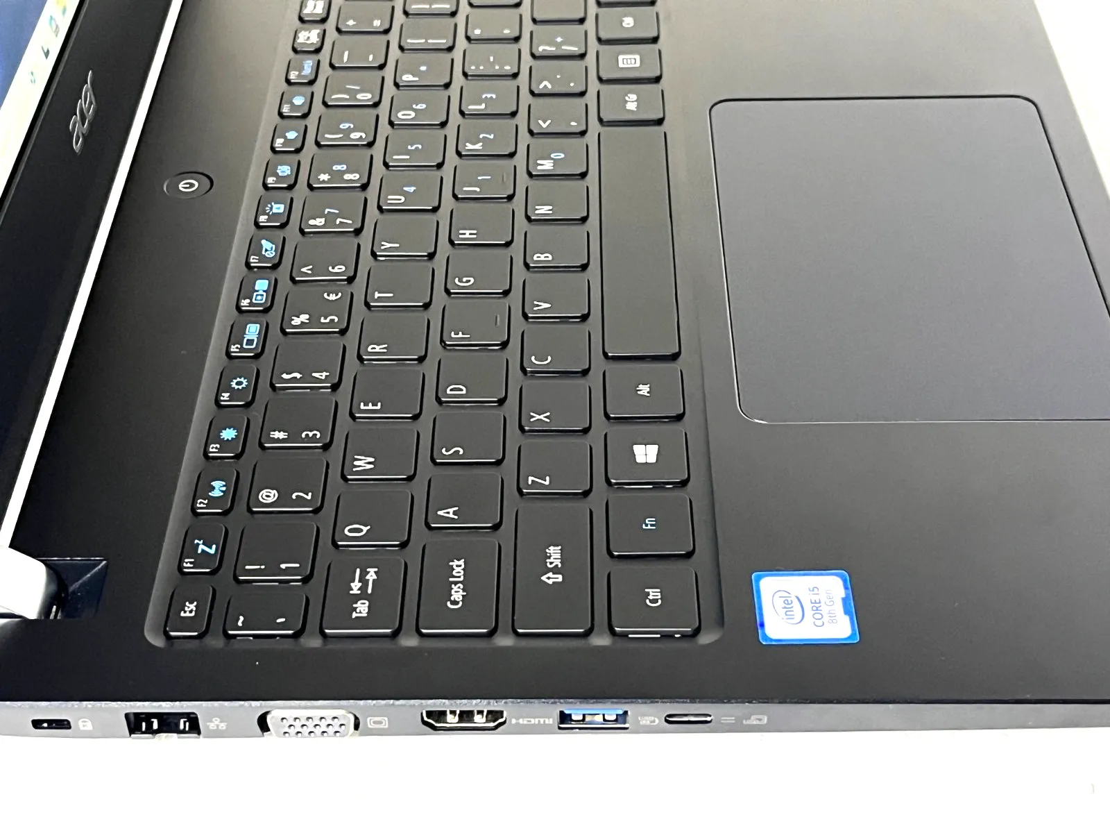 Acer TravelMate X3 TMX3310-M Intel i5-8250 CPU 8Gb RAM 256GB SSD 13.3" IPS