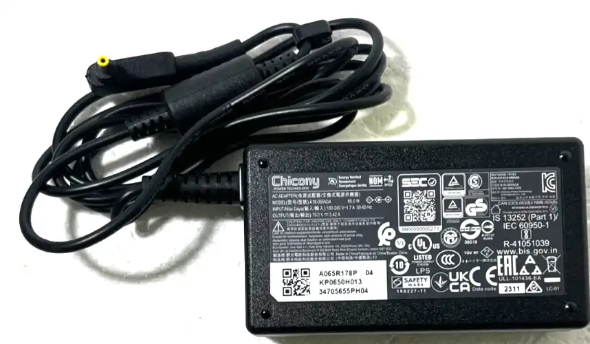Genuine Acer  AC Adaptor 65W 19V 2.37A  A18-065N3A   1mm/3mm tip   KP.0650H.013