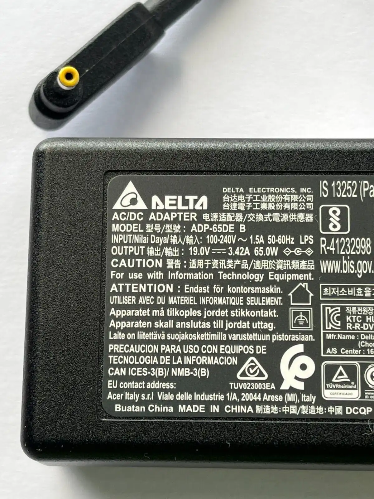 Genuine Acer AC Adaptor 65W 19V 3.42A ADP-65DE B 1mm/3mm tip KP.06501.012