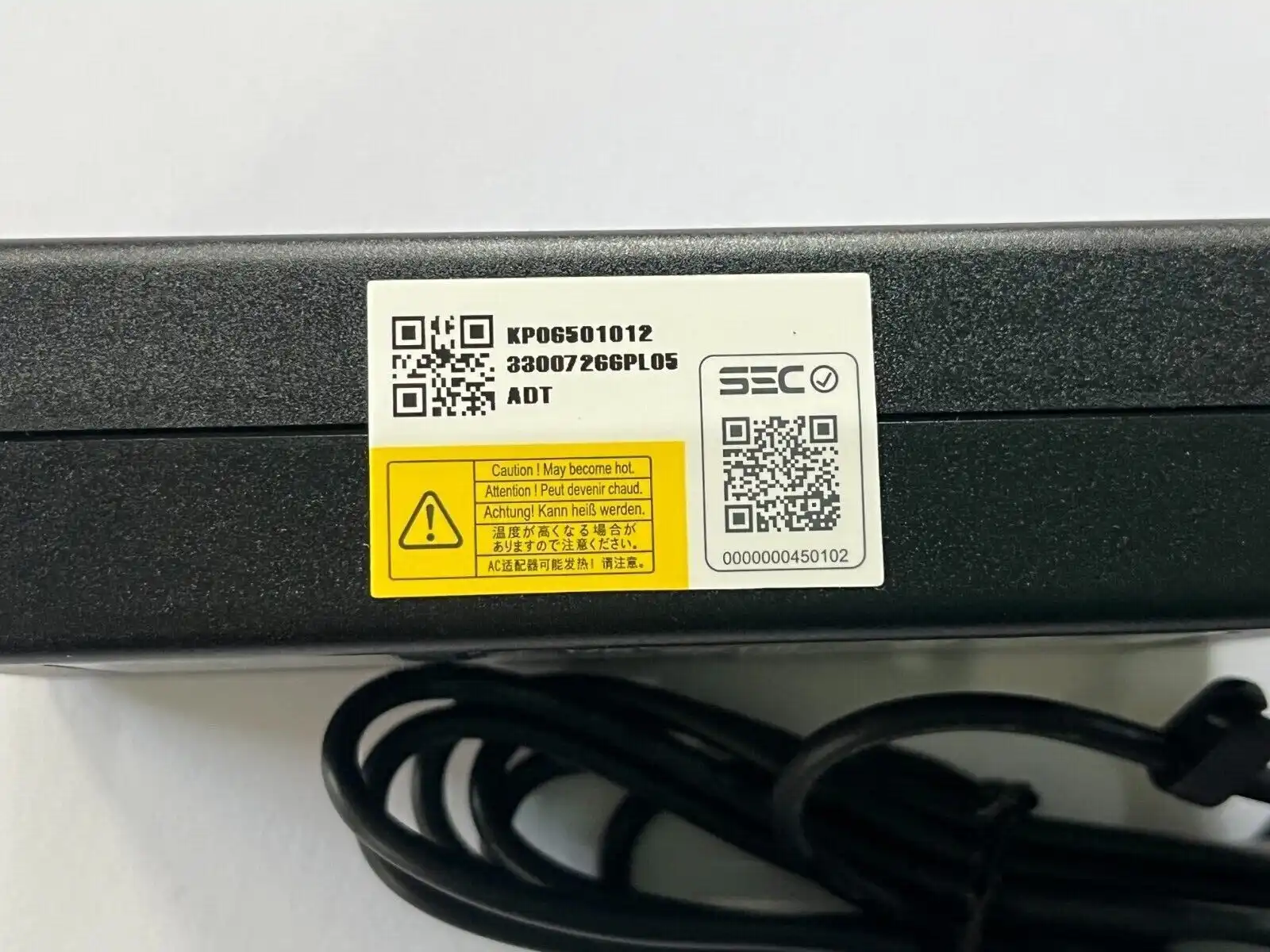Genuine Acer AC Adaptor 65W 19V 3.42A ADP-65DE B KP.06501.012 1mm/3mm tip
