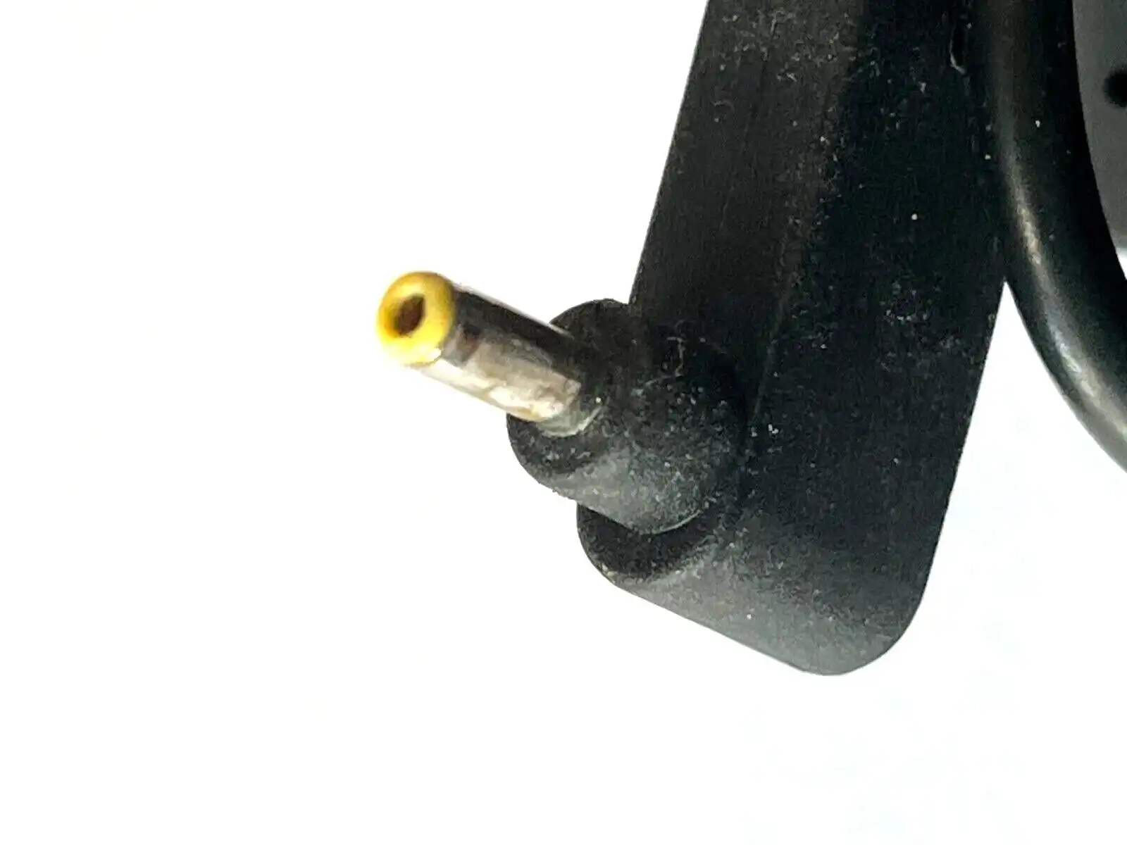 Genuine Acer AC Adaptor 65W 19V 3.42A PA-1650-50 KP.06503.018 1mm/3mm tip